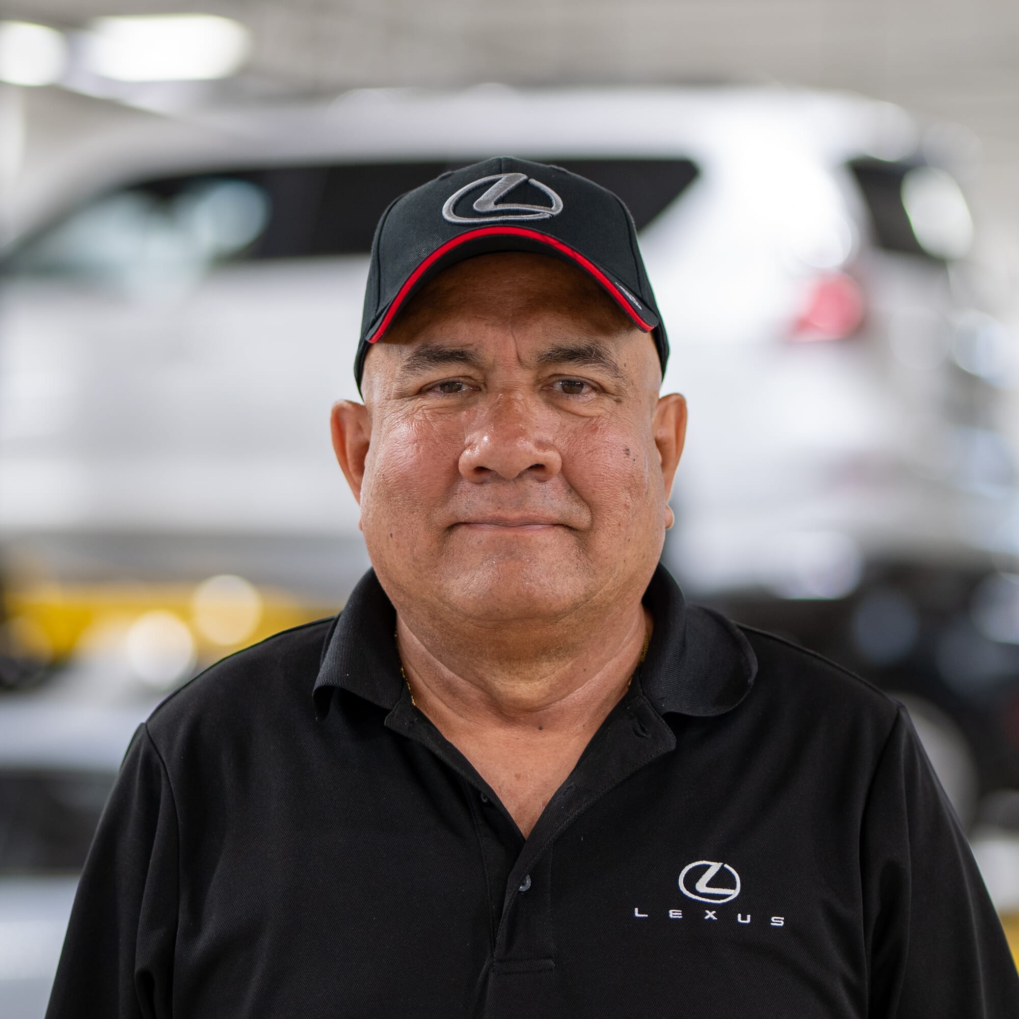 Service Porter FRANCISCO FORTUN LLANO Service Lexus of Kendall