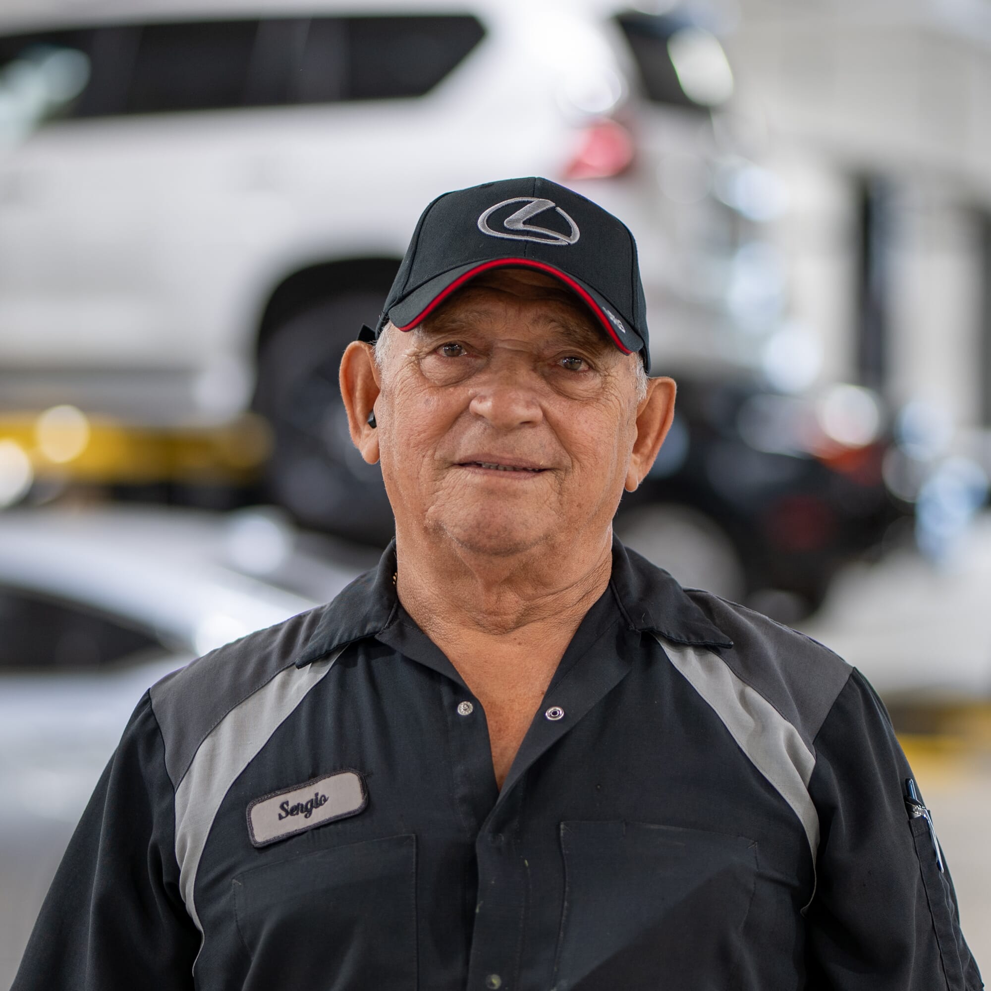 Service Porter SERGIO FUENTES Service Lexus of Kendall