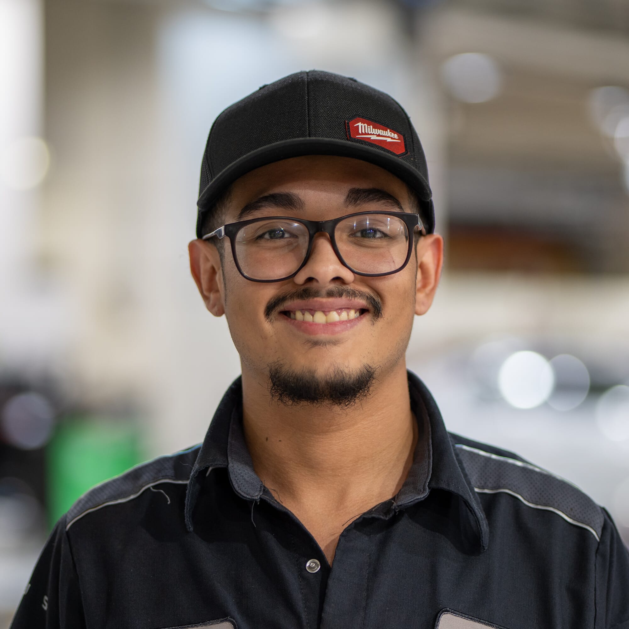 Service Technician DENZEL ROSA MORA Service Lexus of West Kendall
