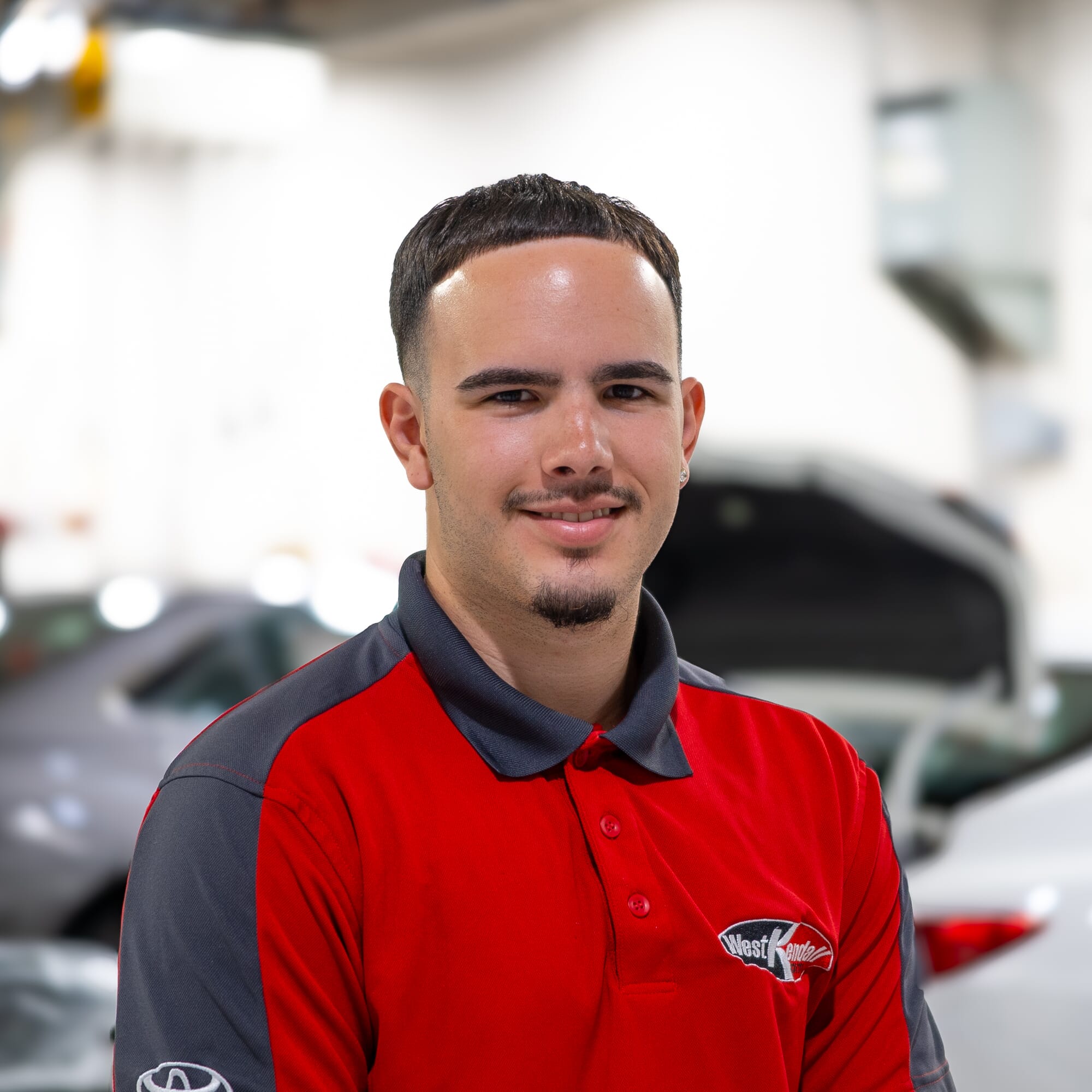 Service Service Advisor MAURICIO GONZALEZ VEGA Service West Kendall Toyota