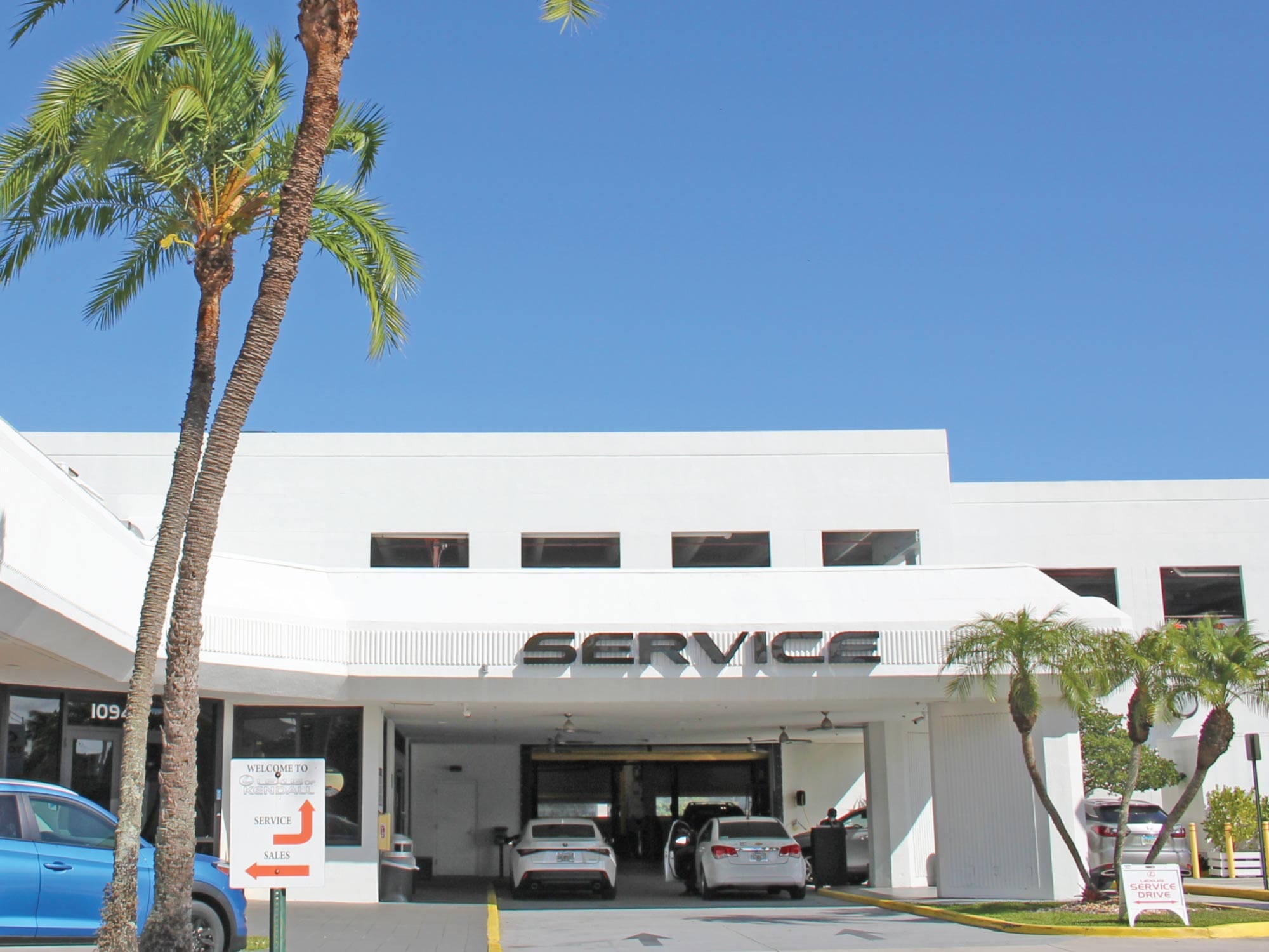 Lexus of Kendall auto service