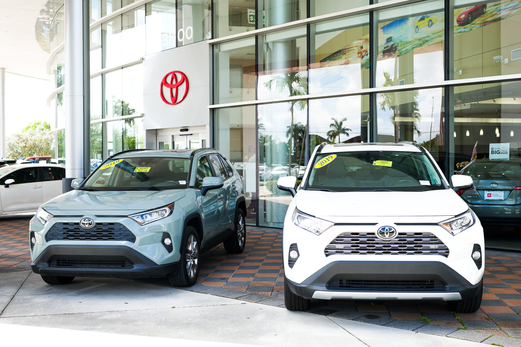 Used Toyota RAV4 LE