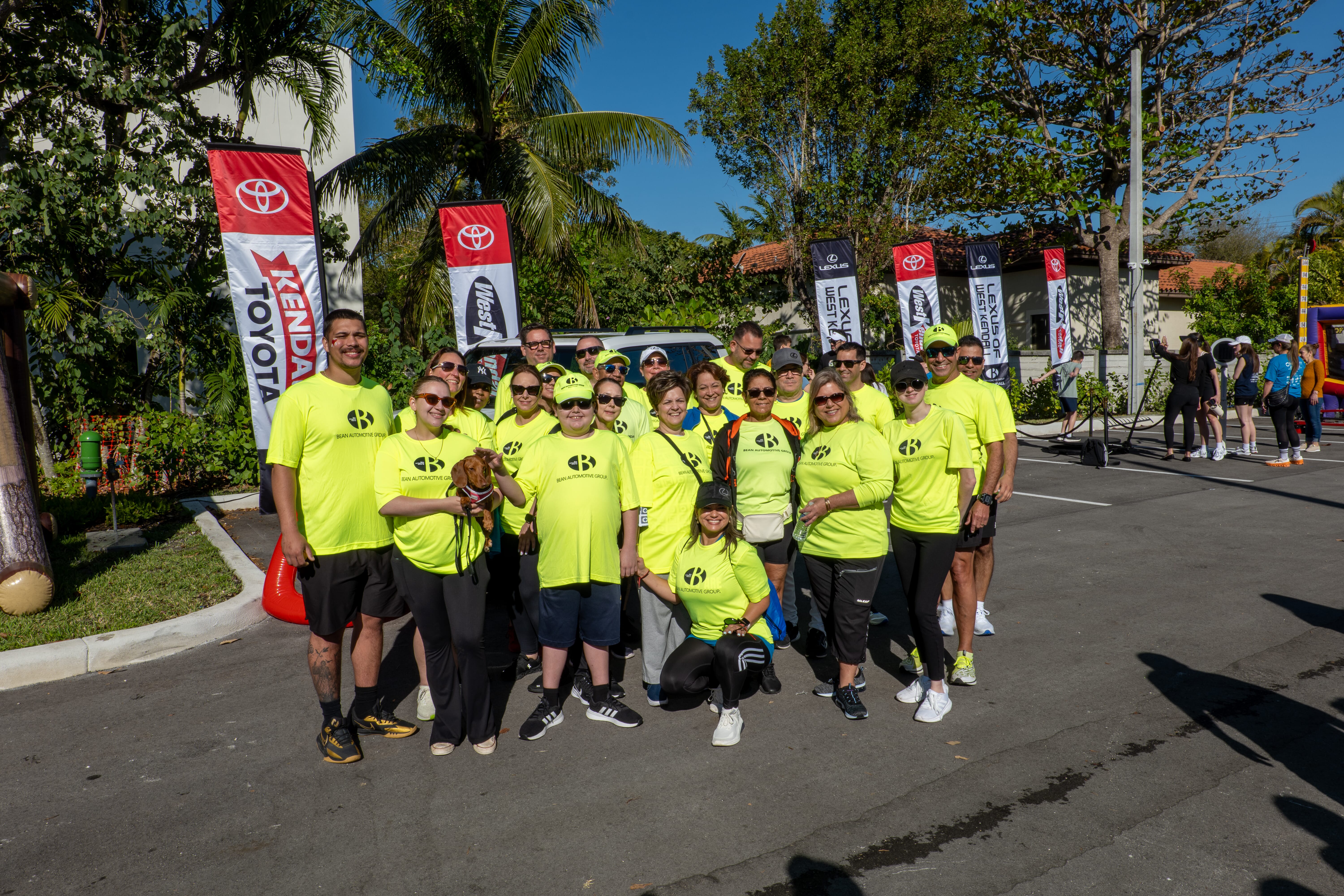 friendship circle walk miami