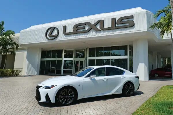 Lexus service entrance